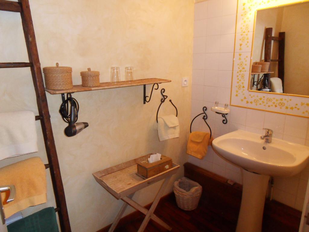 Bed and Breakfast L'Estapade des Tourelons Saint-Jean-en-Royans Habitación foto